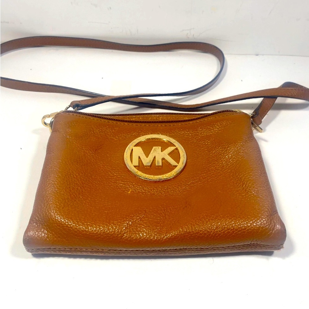 Michael Kors Tan Crossbody Bag with Signature Style - Picture 3 of 8